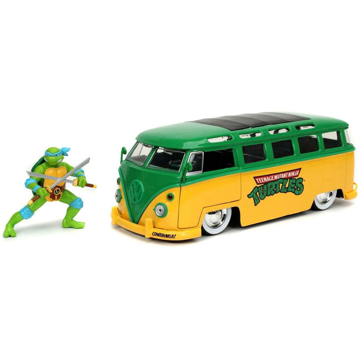 Teenage Mutant Ninja Turtles: Jada Toys - 1:24 1962 Vw Bus W/ Tmnt Leo;