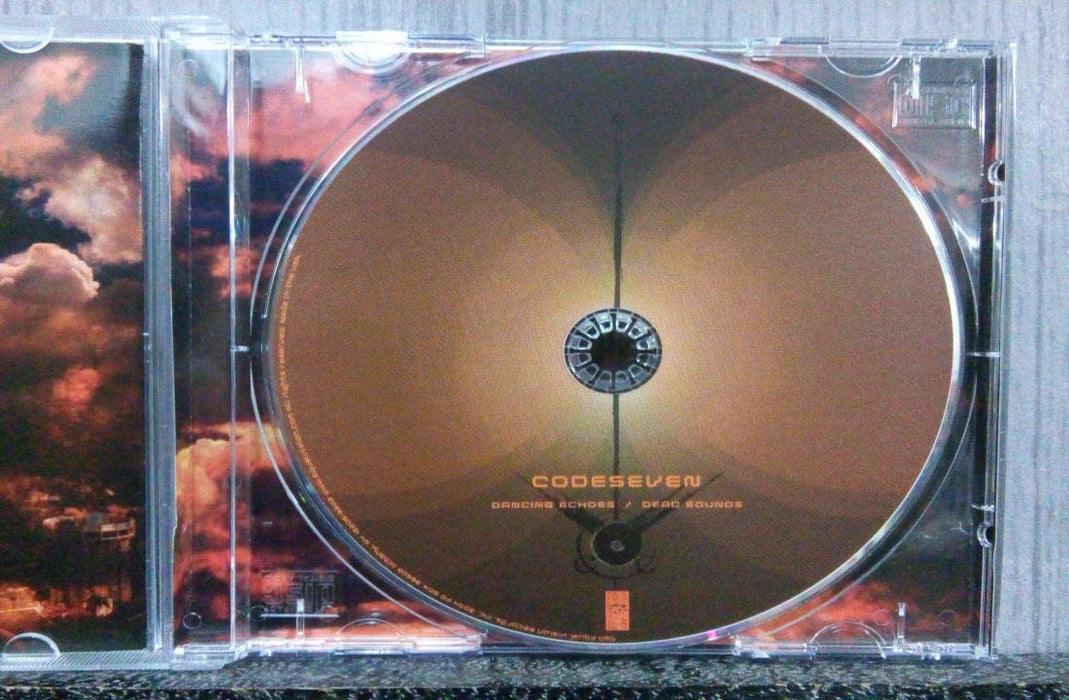 Codeseven - Dancing Echoes/dead Sounds;