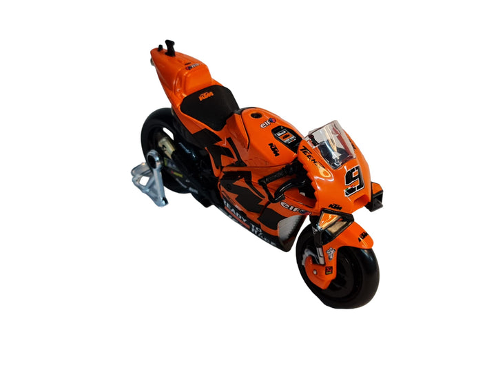 Maisto: Red Bull Tech 3 Ktm Factory Racing 2021 Petrucci - 1:18;