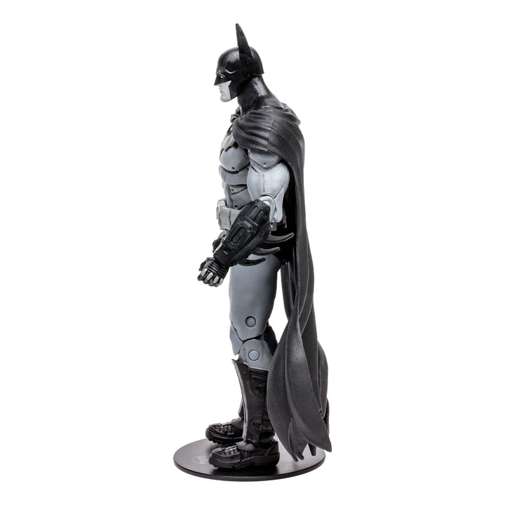 Dc Comics: Mcfarlane Toys - Arkham City Bw Batman - 7 In Collectible Figure;