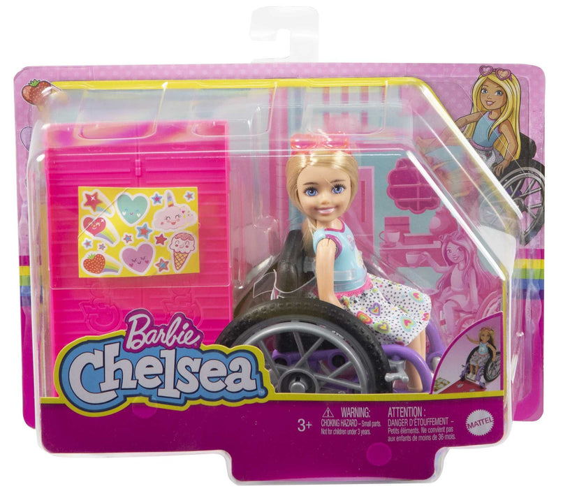 Barbie: Mattel - Family - Chelsea Sedia A Rotelle;