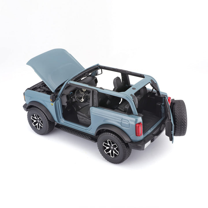 Maisto: 2021 Ford Bronco Badlands 1:18;