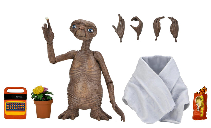 E.T. The Extra-Terrestrial: Neca - 40Th Anniversary Et Ult 7In Af;