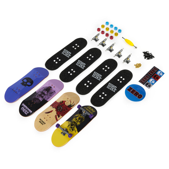 Spin Master: Tech Deck - Deluxe Pack of 4 Skates;